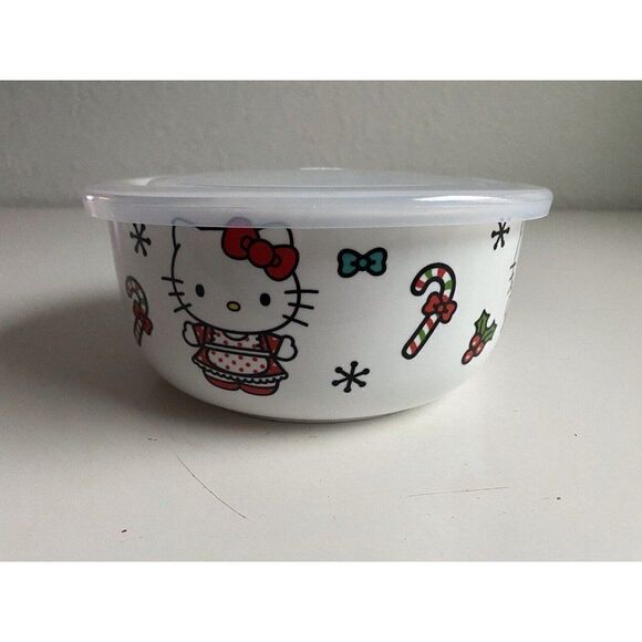 Hello Kitty Christmas Pressure Lid Ceramic Food Storage Bowl Container Large NEW - Picture 4 of 11